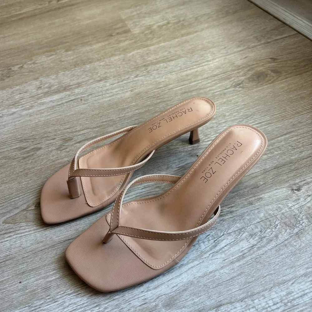 Rachel Zoe Nude Tan Thong Kitten Heel Sandals - Picture 1 of 6